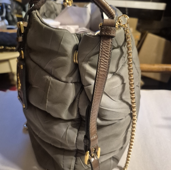 EUC Prada Bag . - Picture 6 of 15